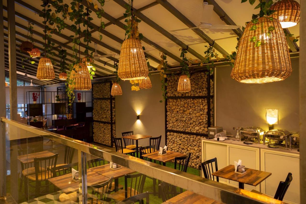The Porto By Lagom Vagator Goa Near Ozran Beach Anjuna Exterior foto